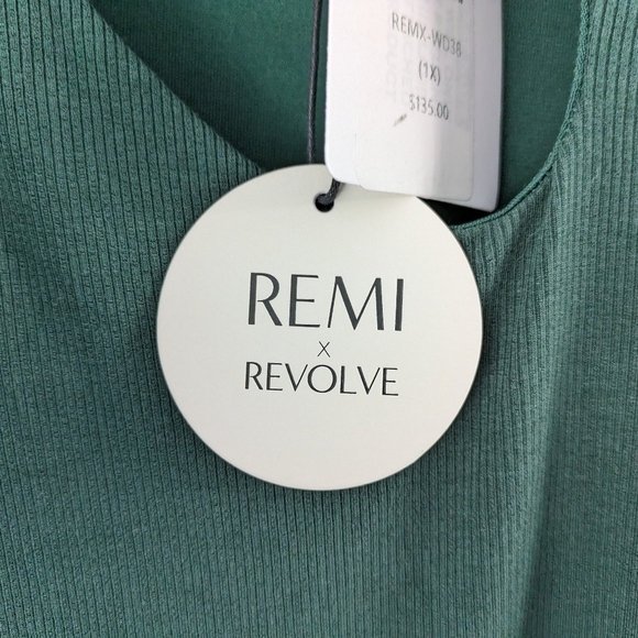 Remi x Revolve Dress Women's 1X Green Forest Lori Midi Plus Cutout Rib Bodycon  - Picture 5 of 9